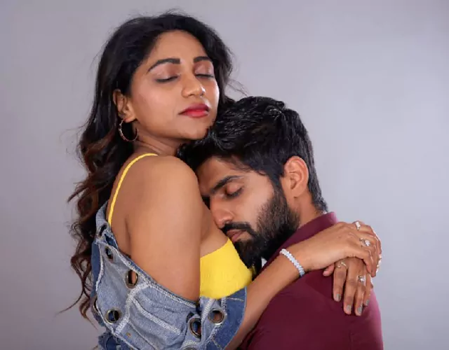 Koncham Choosi Preminchu Dude Movie Stills